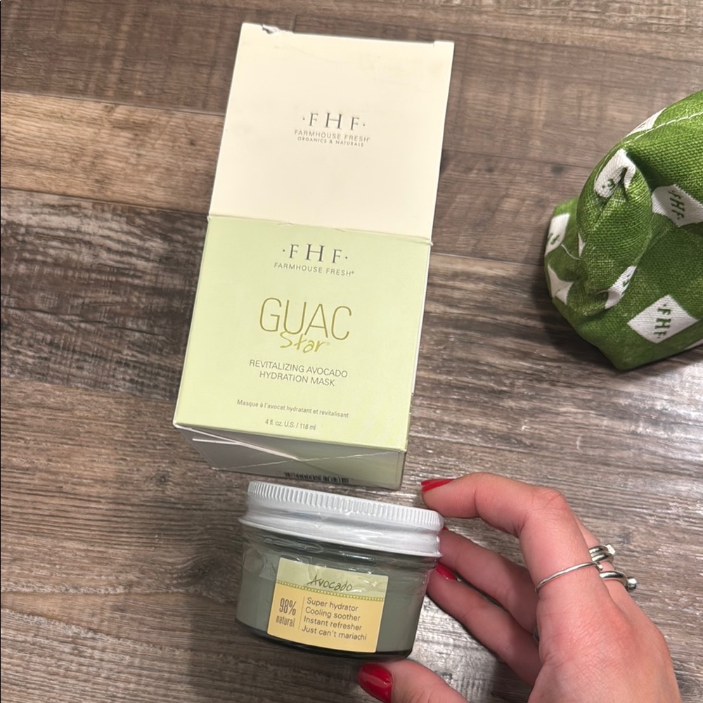 Guac Star Revitalizing Avocado Hydration Mask - Green